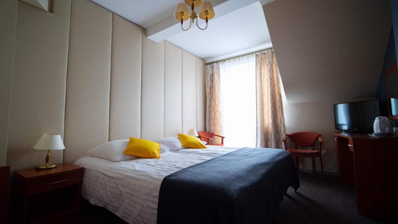 Hotel Tramontana Darlowko Esterno foto