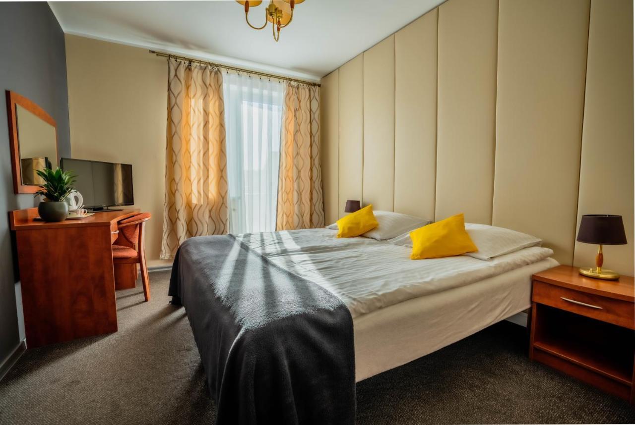 Hotel Tramontana Darlowko Esterno foto