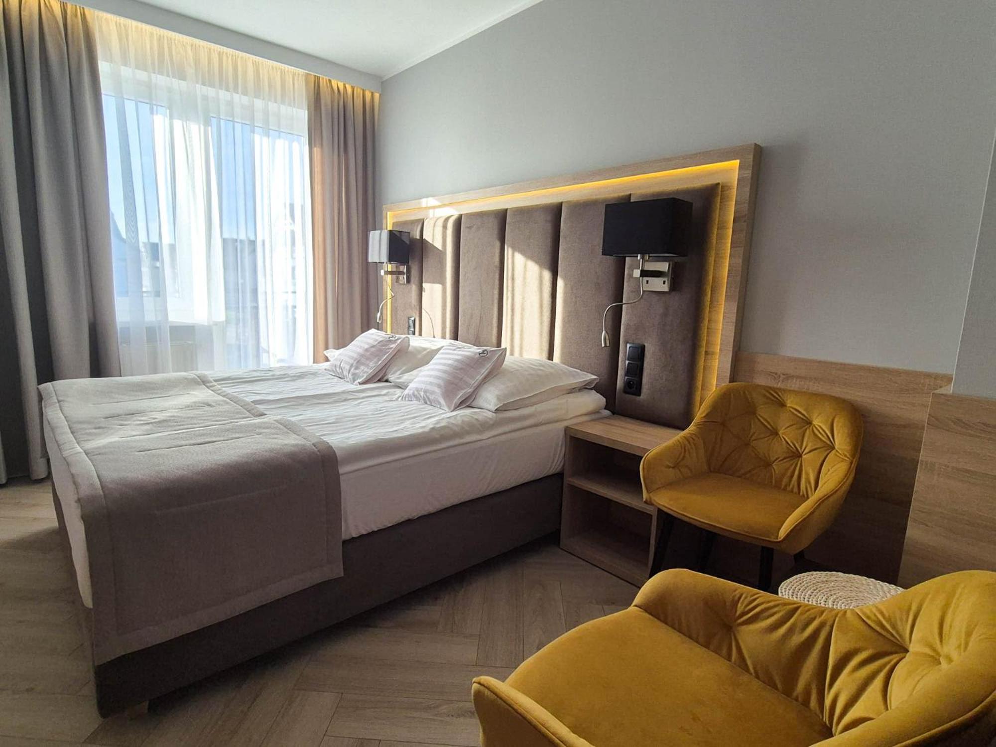 Hotel Tramontana Darlowko Esterno foto