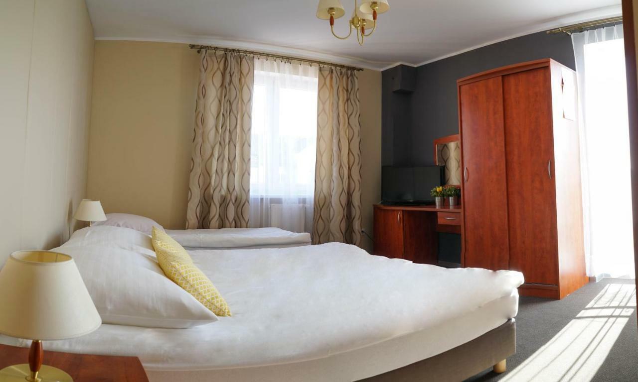 Hotel Tramontana Darlowko Esterno foto